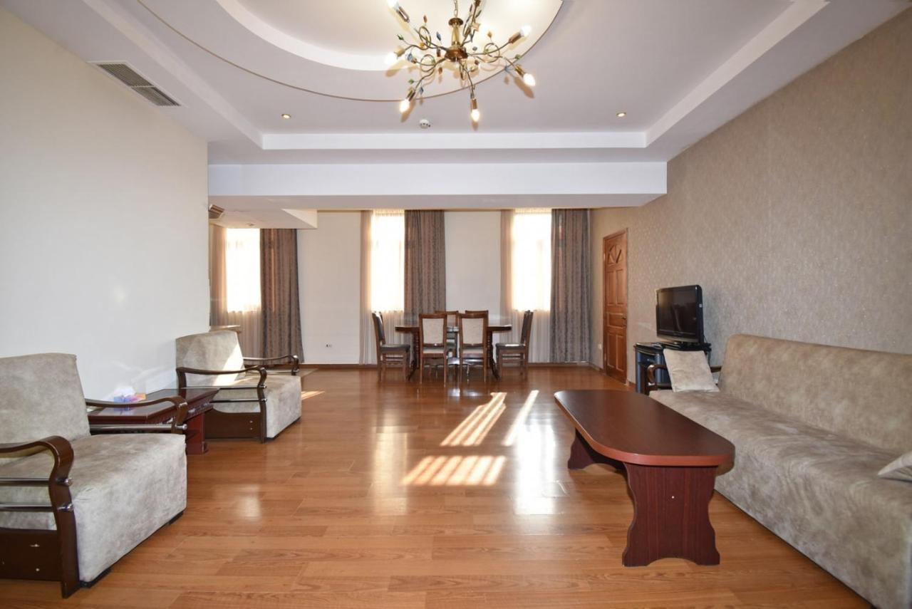 Abovyan Street 16, Apartment No 24 Єреван Екстер'єр фото