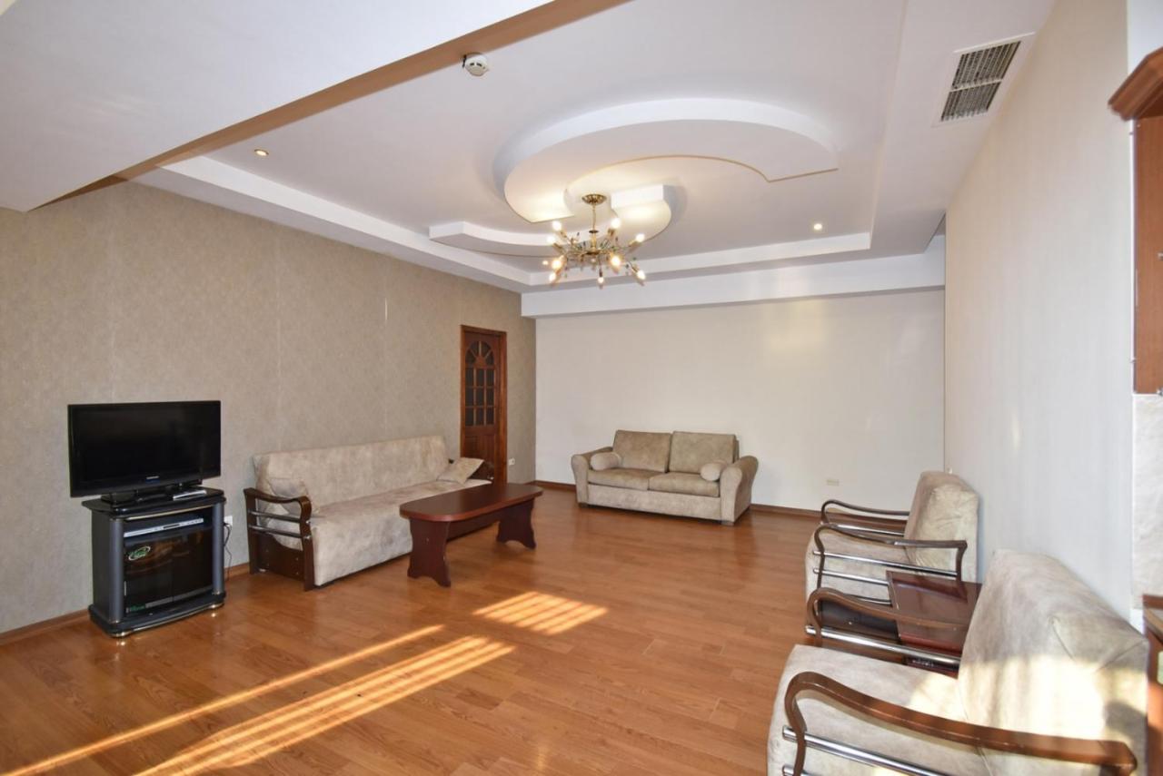 Abovyan Street 16, Apartment No 24 Єреван Екстер'єр фото